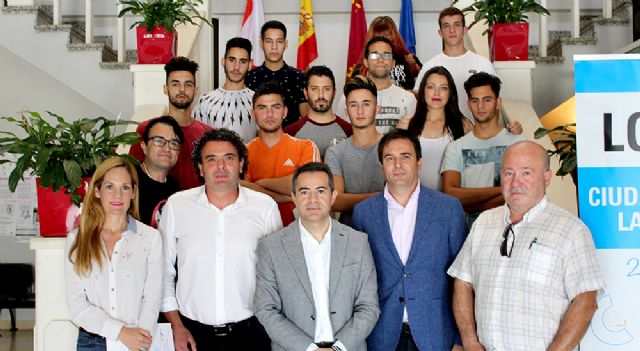 15 jóvenes de Lorquí se forman como auxiliares de albañilería de fábricas y cubiertas