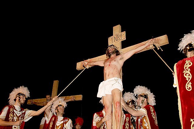 Vecinos y vecinas de Lorquí dan vida a las últimas horas de Cristo