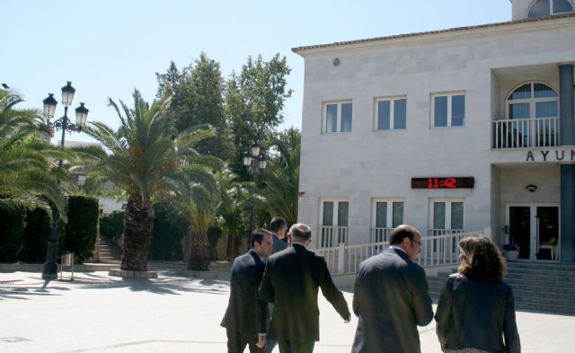 El alcalde de Lorquí consigue el compromiso del presidente para iniciar la construcción de un comedor escolar este curso y un nuevo Centro de Salud en varias fases