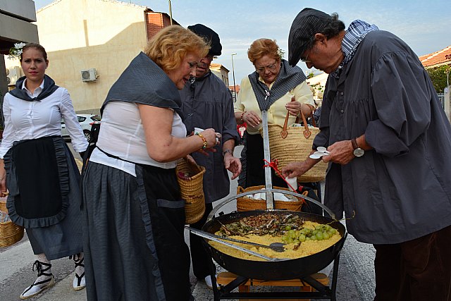 Unas mil personas participan en el Bando Huertano de Lorquí 2015