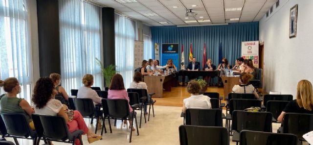 Lorquí recibe 200.000 euros de Fondos Europeos para un proyecto pionero de intervención social en los hogares más vulnerables