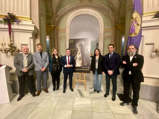 Lorquí presenta el cartel de su Semana Santa 2026 dedicado a la Dolorosa de Salzillo vestida de Soledad