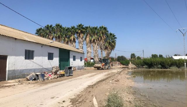 La oficina de atención a afectados por las tormentas en Lorquí ha atendido ya a más de 300 vecinos