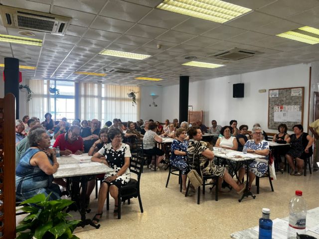 El Ayuntamiento de Lorquí lanza el proyecto piloto 'Siempre Acompañad@s' para mejorar la calidad de vida de las personas mayores