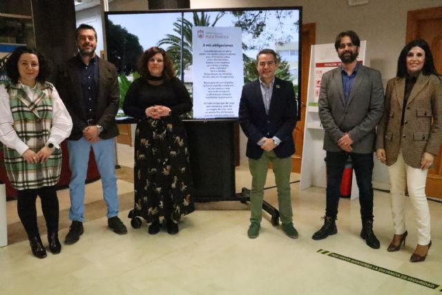 En Lorquí la poesía se convierte en un vecino más