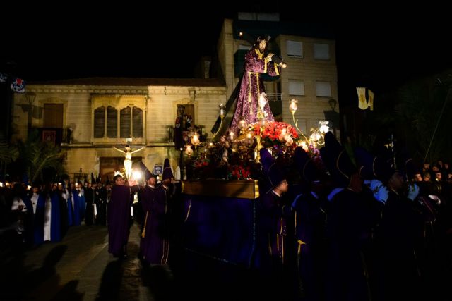 El Nazareno de Salzillo realiza su tradicional Bendición ante una Plaza de la Libertad abarrotada de visitantes
