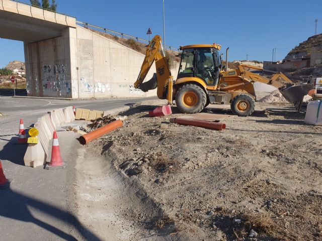 Renuevan el drenaje y refuerza el firme de la carretera regional que comunica la pedanía archenera de La Algaida con Lorquí
