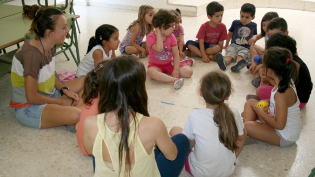 Más de 60 niños y niñas de Lorquí aprenden y se divierten en la Escuela de Verano