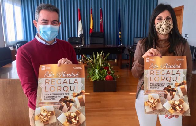 El Ayuntamiento pide el apoyo al comercio local con la campaña 'Regala Lorquí'