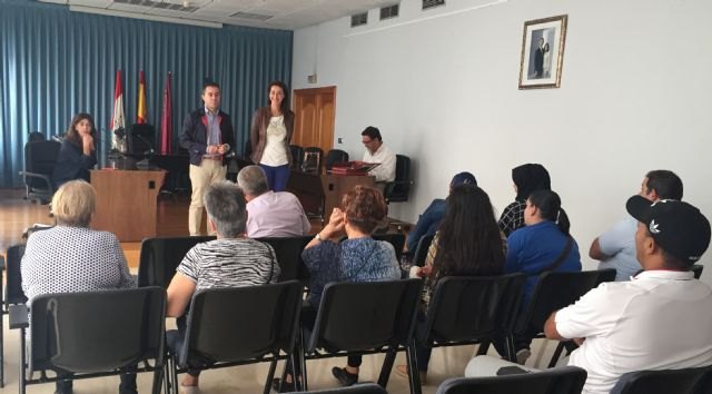 La Consejería de Fomento rehabilitará un grupo de 68 viviendas de promoción pública en el casco urbano de Lorquí