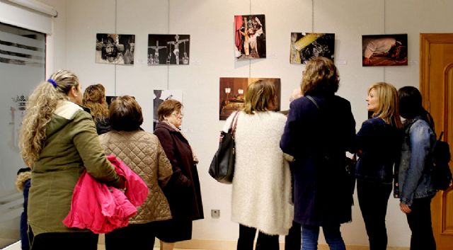 El Ayuntamiento de Lorquí acoge la II exposición de fotografía de Semana Santa